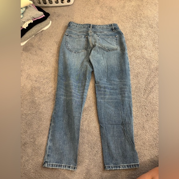 Jeans - Picture 2 of 3